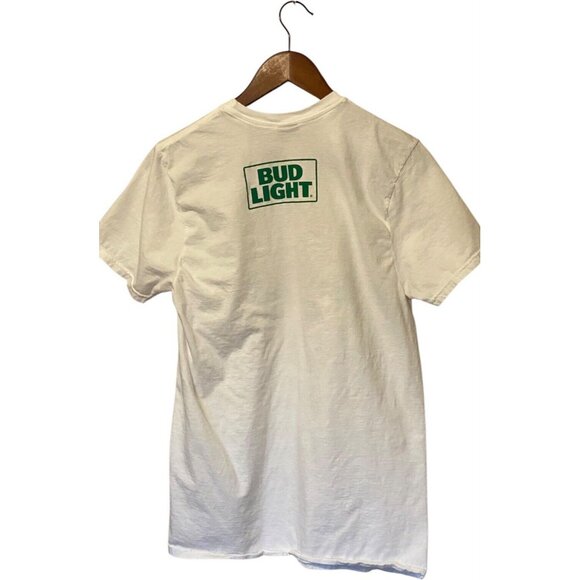Bud Light White Short Sleeve T-Shirt Men's Medium I'm Feeling Lucky Hanes Tee - Picture 2 of 5